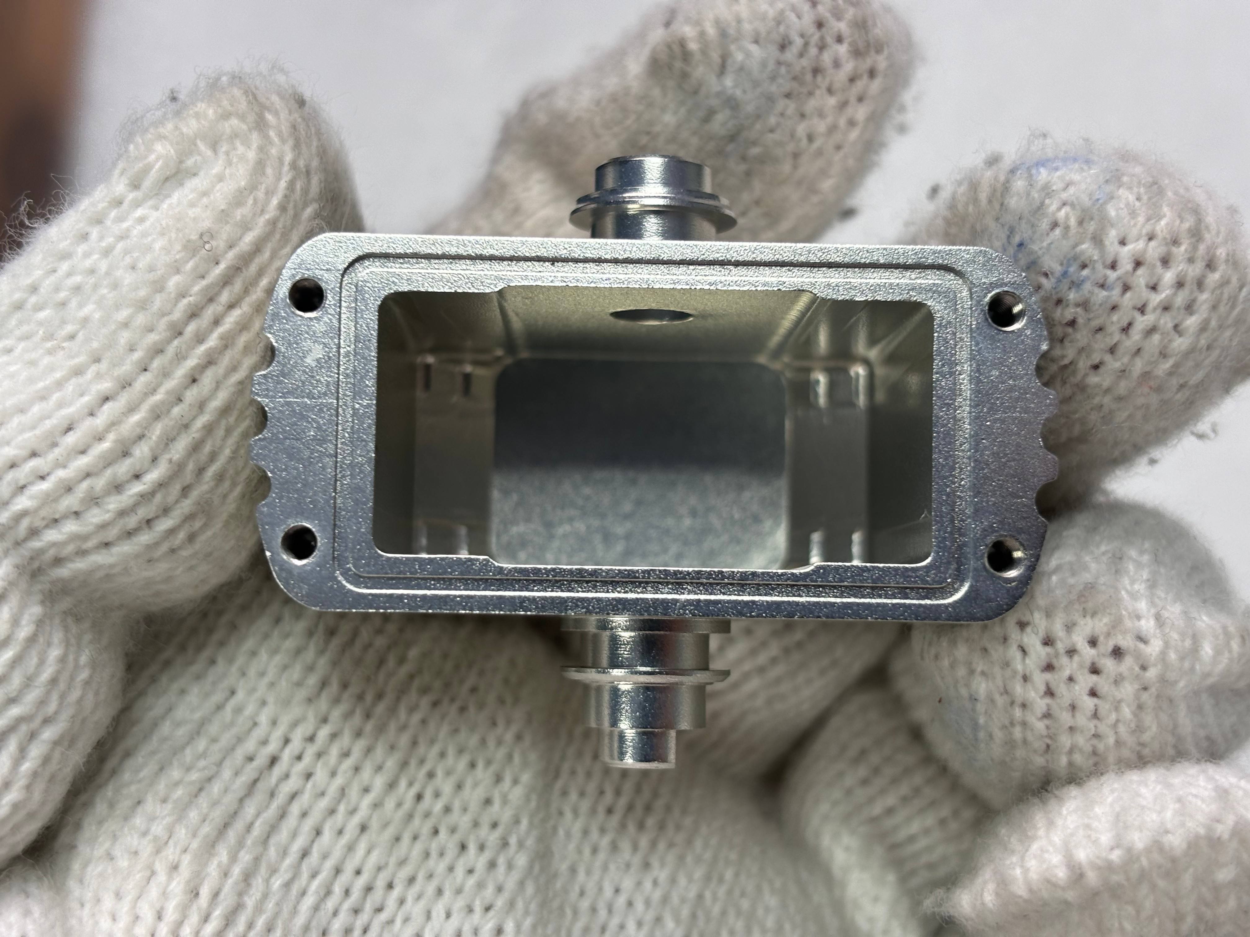 7075铝合金机载射频滤波器腔体